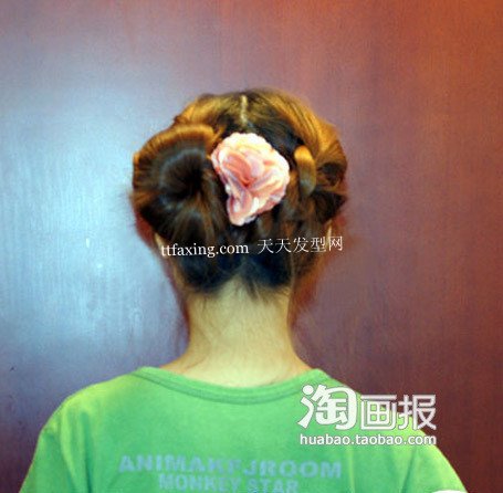 偷师姊妹花扎发气质造型 2012流行的辫子发型