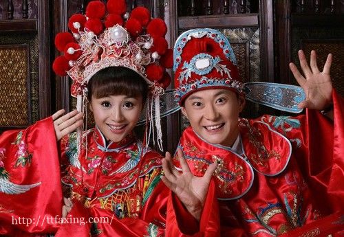 中国婚纱照_中国传统婚纱照